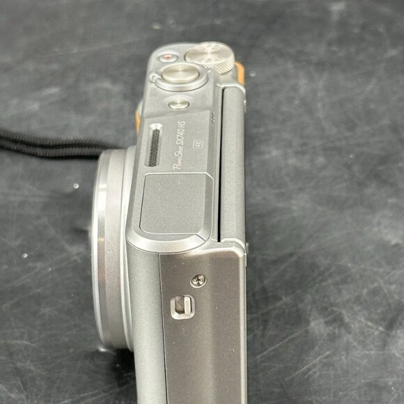 Canon PowerShot SX740 HS 20.3MP 4K Digital Camera (Check the description)🚨 - Picture 4 of 15